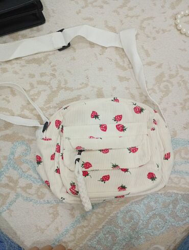 Çantalar: Çiyin çantası — 10