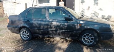 volkswagen golf iv: Volkswagen Vento: 1993 г., 1.8 л, Механика, Газ, Седан