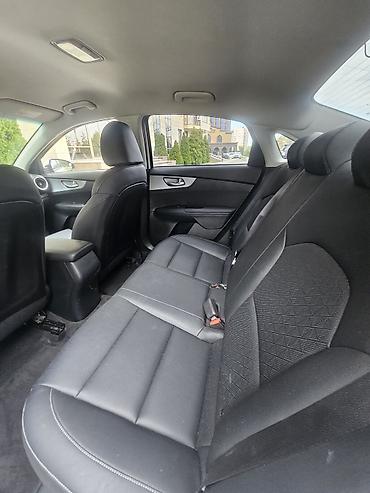 byd e6: Kia K3: 2022 г., 1.6 л, Бензин — 9