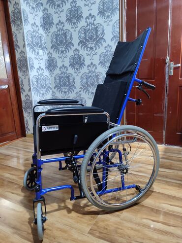 где купить инвалидную коляску: Продаются инвалидна коляска,кресло!!! Состояние отличное, почти новый!