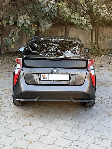 Toyota Prius: 2016 г., 1.8 л, Вариатор, Гибрид, Лифтбек — 8