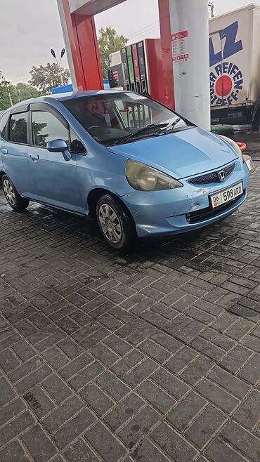 прикуриватель для авто купить: Honda Fit (Jazz) хэтчбек, голубой цвет кузова, 5 дверей, левый руль