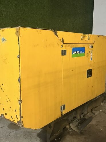 Qaşıqlar: Orjinal Lister pitter motor 33Kva dir restorant ucun almisam boyukunu
