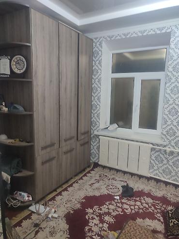 Продажа коттеджей и домов: Продаётся жилой дом г Кара-Балта с палтавка с большим двором и — 12