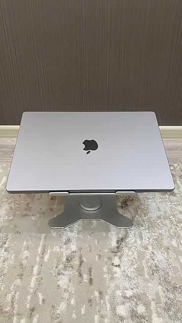 Ноутбуки Apple (MacBook): Для программирования, Б/у, Apple M1 Pro, ОЗУ, RAM: 32 ГБ — 4