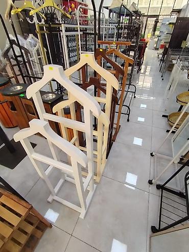 ofis dolab: Taxta geyim dayağı (valet stand) - Material: bərk ağac - Rənglər: ağ — 3