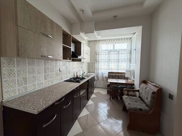 Uzunmüddətli kirayə mənzillər: 17-17
Ailəyə verilir
Şəxsi evimdir — 4