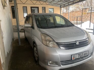 б у авто: Toyota Isis: 2005 г., 2 л, Автомат, Бензин, Минивэн