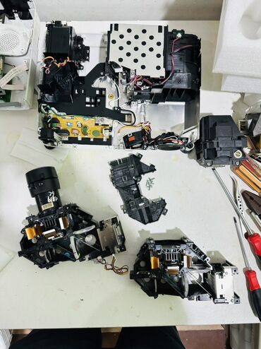 Digər ehtiyat hissələri: Proyektor lampaları və ehtiyat hissələri dəsti - Müxtəlif model — 49