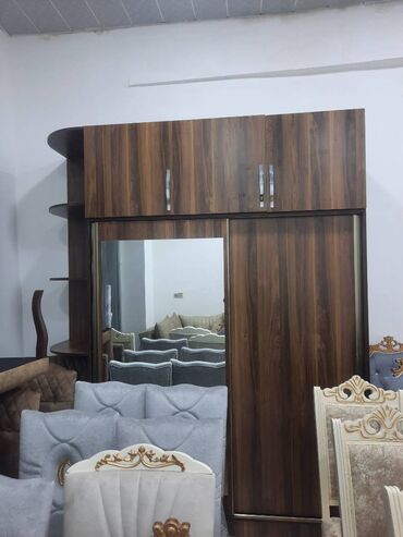 Dolablar: Yeni, Kupe, Düz dolab, Dolab-asılqan