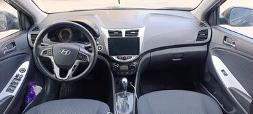 Hyundai: Hyundai Accent: 1.6 l | 2011 il Sedan — 8