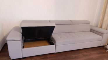 Прямые диваны: Прямой диван с длинными подлокотниками и регулируемыми подголовниками — 10