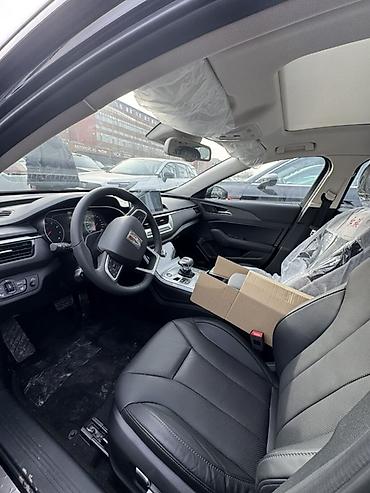 FAW: FAW : 2022 г., Гибрид, Седан — 11