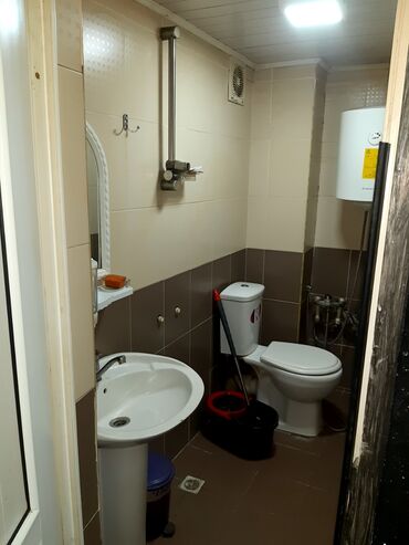 Ofislər: Icarə verilir torgovida shaurma N1 yaninda 3 otagli obyekt tam temirli — 9