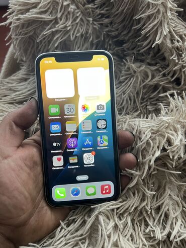 альбомы для фотографий: IPhone 11, Б/у, 64 ГБ, Белый, Чехол, 76 %