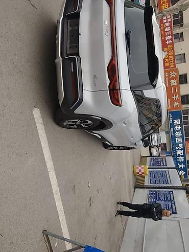 BYD: BYD E2: 2024 г., Автомат, Электромобиль, Кроссовер — 9