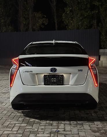американцы: Toyota Prius: 2018 г., 1.8 л, Вариатор, Гибрид, Лифтбек — 4