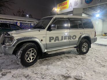 митсубиш: Mitsubishi Pajero: 3 л | 1996 г. | 250000 км | Внедорожник