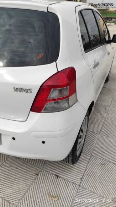 Toyota: Toyota Yaris: 1.3 l. | 2010 έ. Χάτσμπακ — 6
