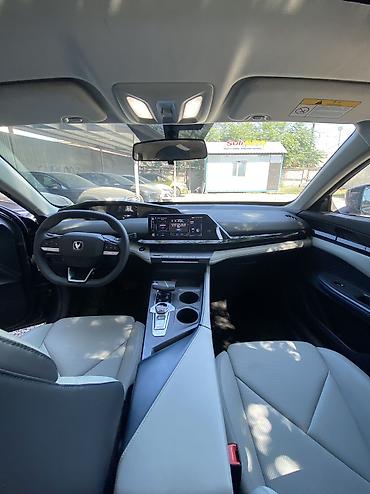 byd e6: Changan Uni-V: 2023 г., 1.5 л, Гибрид, Седан — 4