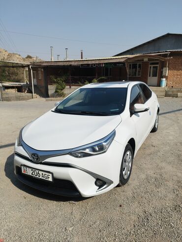 хундай пертер: Toyota Corolla: 2018 г., 1.8 л, Автомат, Бензин, Седан