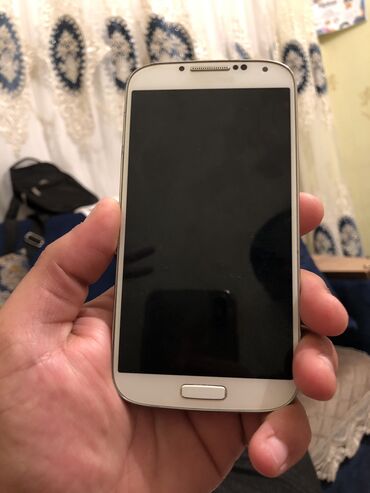 samsung galaxy s4 zoom: Samsung Galaxy S4, 16 ГБ, цвет - Белый, Кнопочный