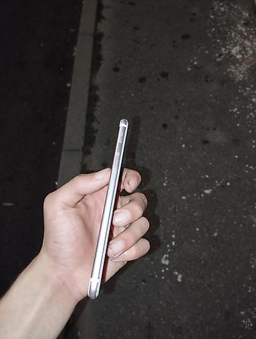 Apple iPhone: IPhone 7 Plus, Gümüşü, Barmaq izi — 3