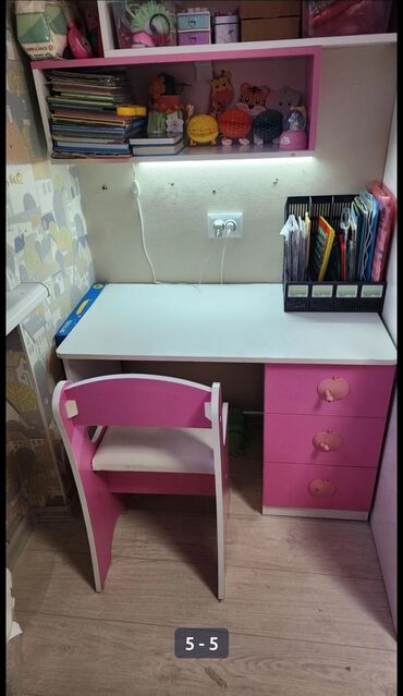 Детские гарнитуры: Продаётся детский гарнитур! В очень хорошем состоянии. Комплект — 5