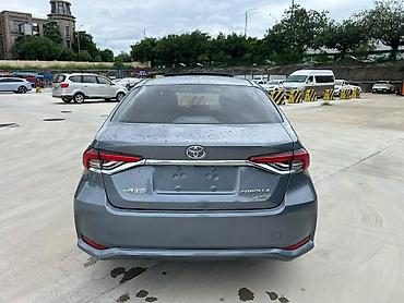 поможем: Toyota Corolla: 2025 г., 1.8 л, Вариатор, Гибрид, Седан — 9