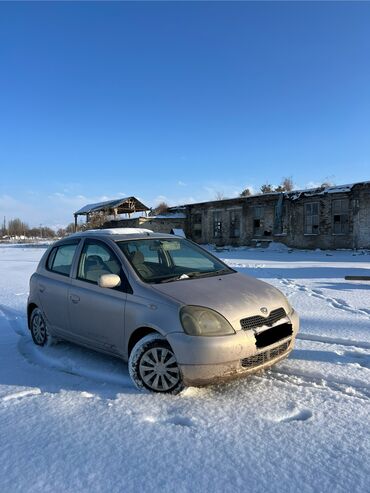 Toyota: Toyota Vitz: 1999 г., 1.3 л, Автомат, Бензин, Хэтчбэк