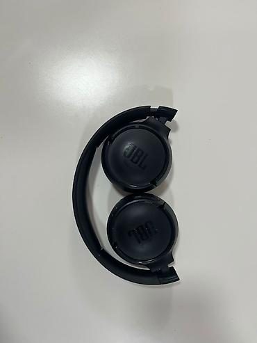 mp3 player prodaja: JBL bežične on-ear slušalice, crne boje. - Bluetooth povezivanje za — 4
