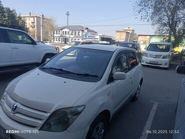 купить авто в рассрочку: Toyota ist: 2004 г., 1.3 л, Автомат, Бензин, Хэтчбэк
