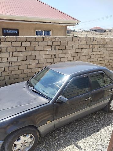 Mercedes-Benz: Mercedes-Benz W124: 2.2 l | 1994 il Sedan — 13