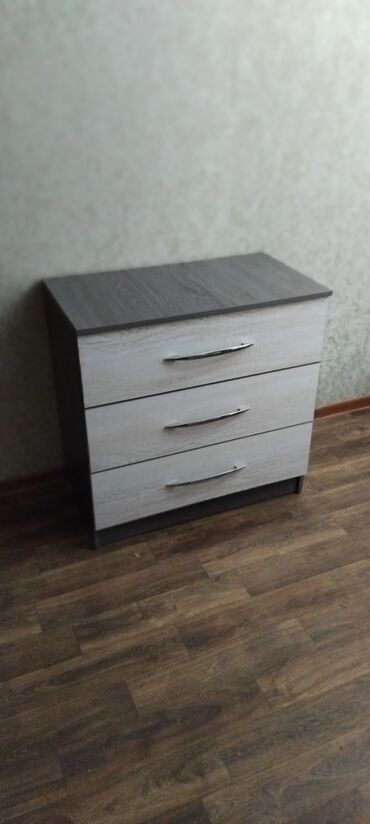 узкие прикроватные тумбочки ширина 20 см: Комод для одежды, Б/у, Без зеркала, ЛДСП