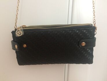 zlatni kais za haljine: ORIFLAME torbica novcanik Crno zlatna kombinacija. Kais za rame moze