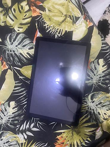 blackview telefon: 5-6 ay olar alinib.Iş ucun alinmişdi lazim olmadigi ucun satiram. Hec — 3
