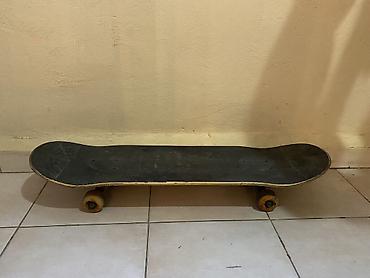 tekerli çantalar: Skateboard 25 manat endirim oluna biler sürmürem (təkərləri — 3