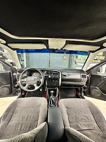 мини прес подборшик: Volkswagen Vento: 1993 г., 2 л, Механика, Бензин, Седан — 6