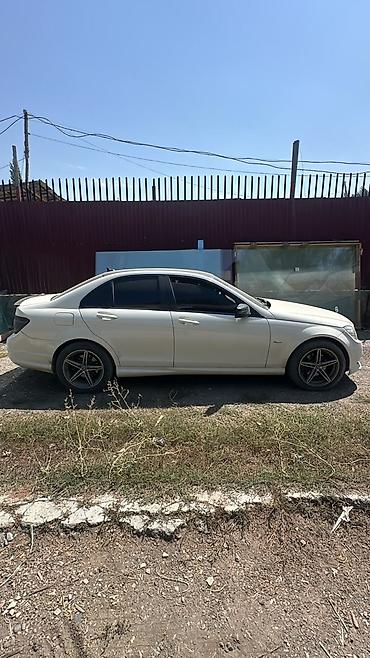 lada 9: Mercedes-Benz C-Class: 2011 г., 1.8 л, Автомат, Бензин, Седан — 1
