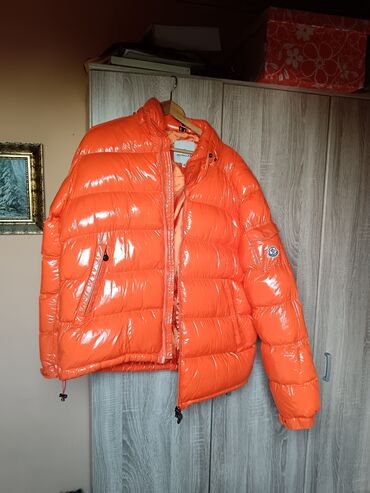 moncler jakne prodaja: Prodajem monkler jaknu narandžastu xxl velicinu samo probana