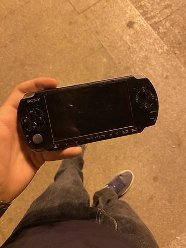 sony 2500: Sony PSP əl oyun konsolu
Barterdə maraglıdır — 1