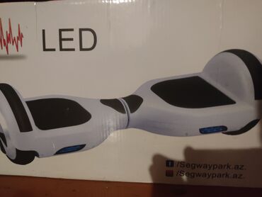 математика 5 класс баку: Bu hoverboard gəzintilər üçün nəzərdə tutulmuşdur. Qara və qırmızı