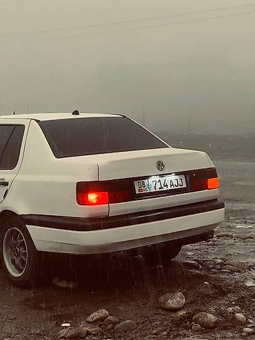 Volkswagen: Volkswagen Vento: 1998 г., 1.8 л, Механика, Бензин — 3