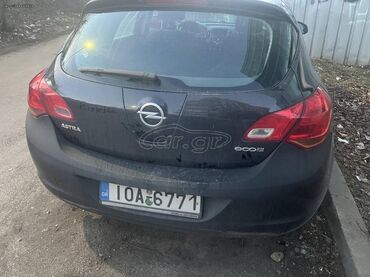 Opel: Opel Astra: 1.3 l | 2012 year 166000 km. Hatchback