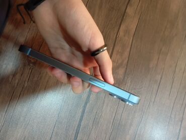 VAZ (LADA): IPhone 14, Göy, Face ID