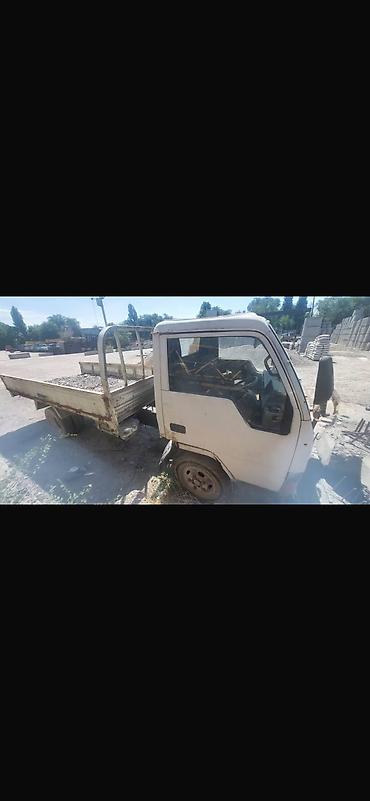 краски на авто: Mitsubishi Canter: 1992 г., Механика, Дизель — 3