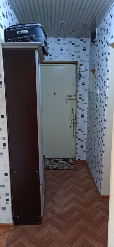 2 комнатная квартира в баку вторичное жилье: Bakı, 8-ci kilometr, 3 otaqlı, Köhnə tikili, m. Neftçilər, 60 kv. m