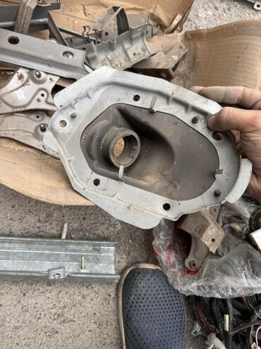 Другие автозапчасти: Запчасти для Mitsubishi space gear — 97