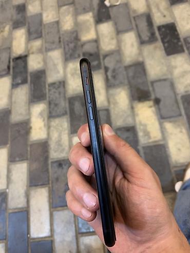 iphone x plus: IPhone Xr, Qara, Face ID — 3