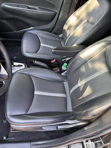 Chevrolet: Chevrolet Spark: 2021 г., 1 л, Вариатор, Бензин, Хэтчбэк — 14